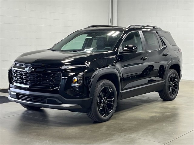 2026 Chevrolet Equinox LT photo 2