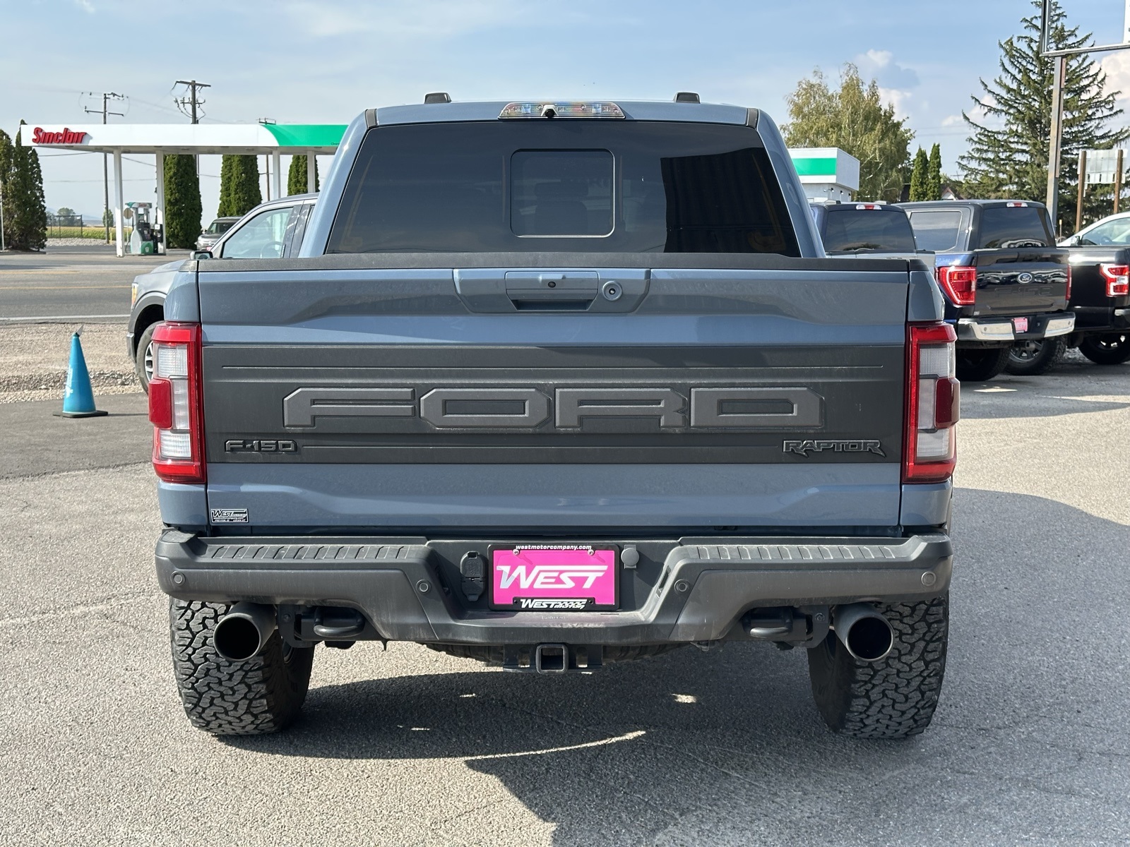 2023 Ford F-150 Raptor photo 4