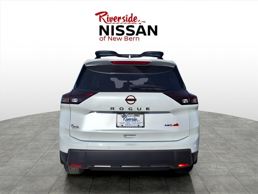 2025 Nissan Rogue SV photo 2