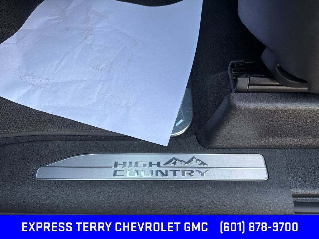 2024 Chevrolet Silverado 1500 High Country photo 34