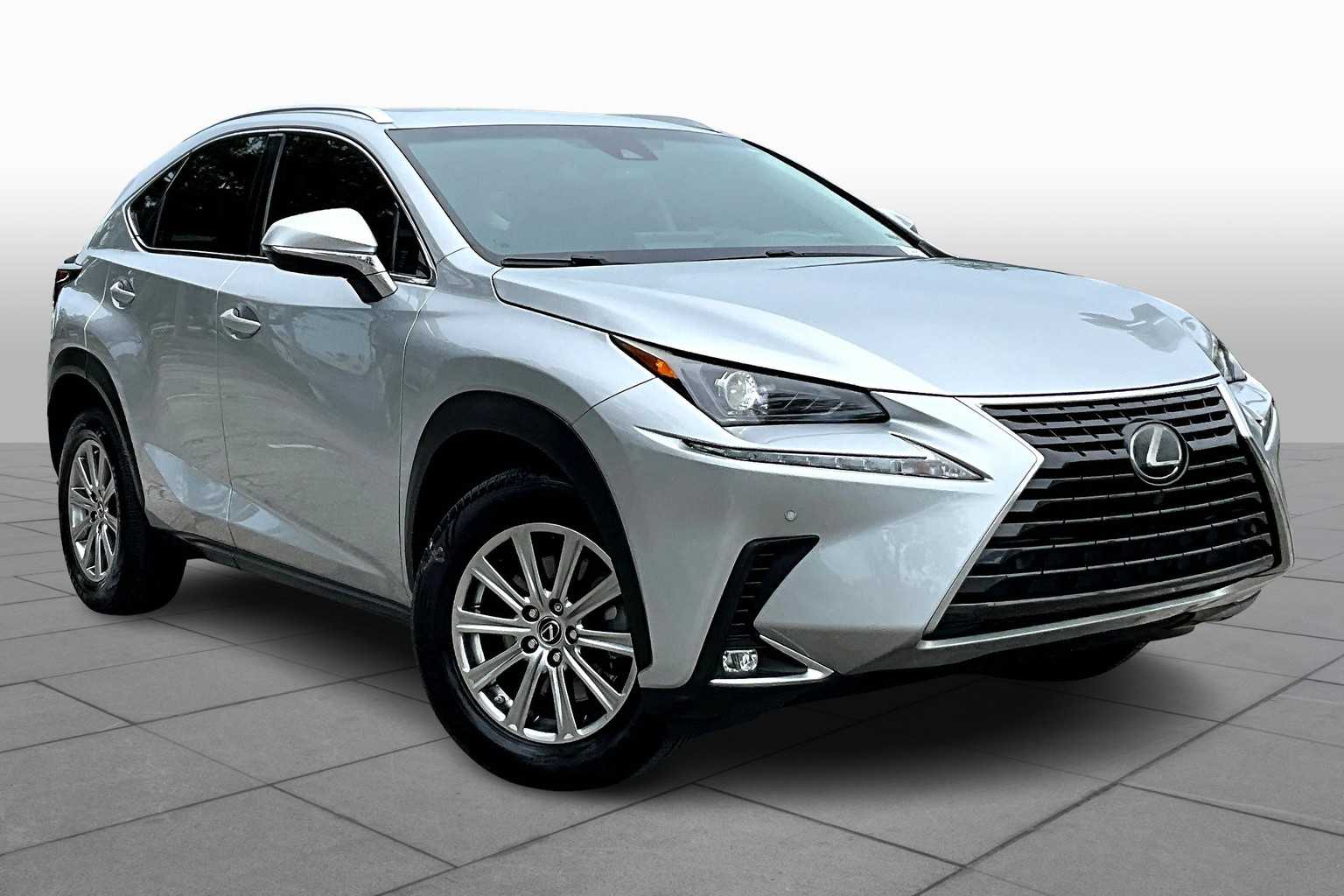 2019 Lexus NX 300 Luxury photo 2