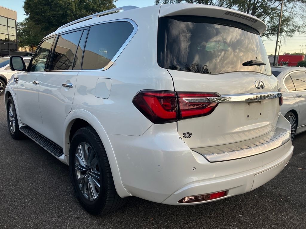 2018 Infiniti QX80 photo 4