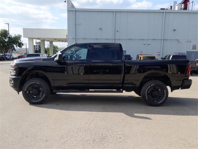 2026 Ram 2500 Tradesman photo 4
