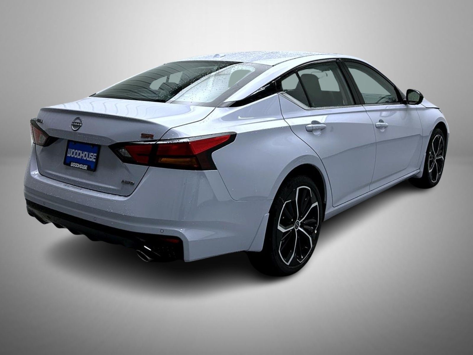 2025 Nissan Altima 2.5 SR photo 5
