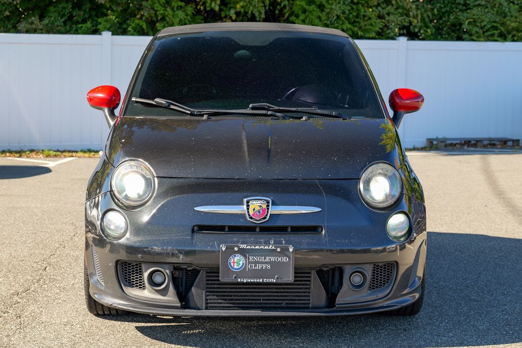 2013 Fiat 500 Abarth photo 2