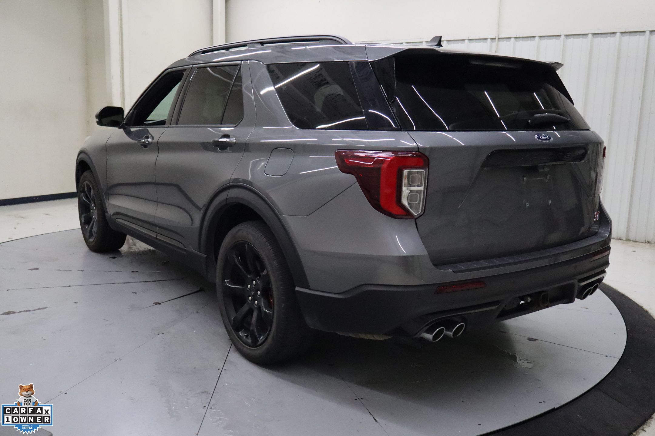 2023 Ford Explorer ST photo 5