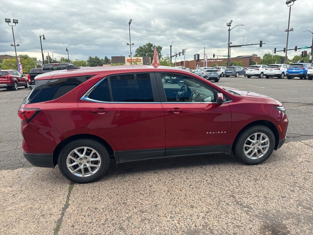 2024 Chevrolet Equinox LT photo 5