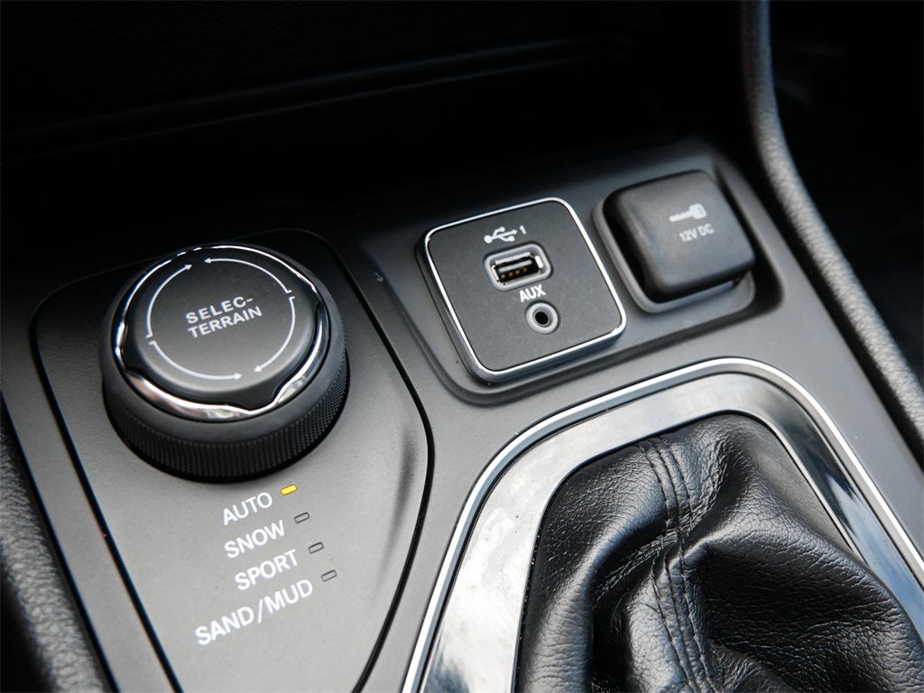2021 Jeep Cherokee Limited photo 20