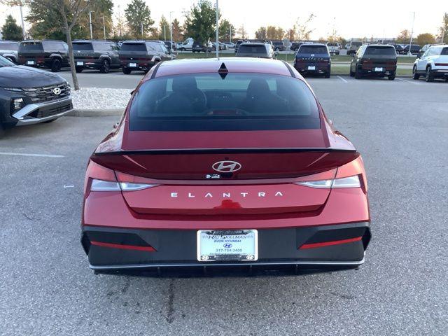 2026 Hyundai Elantra SEL Sport photo 4