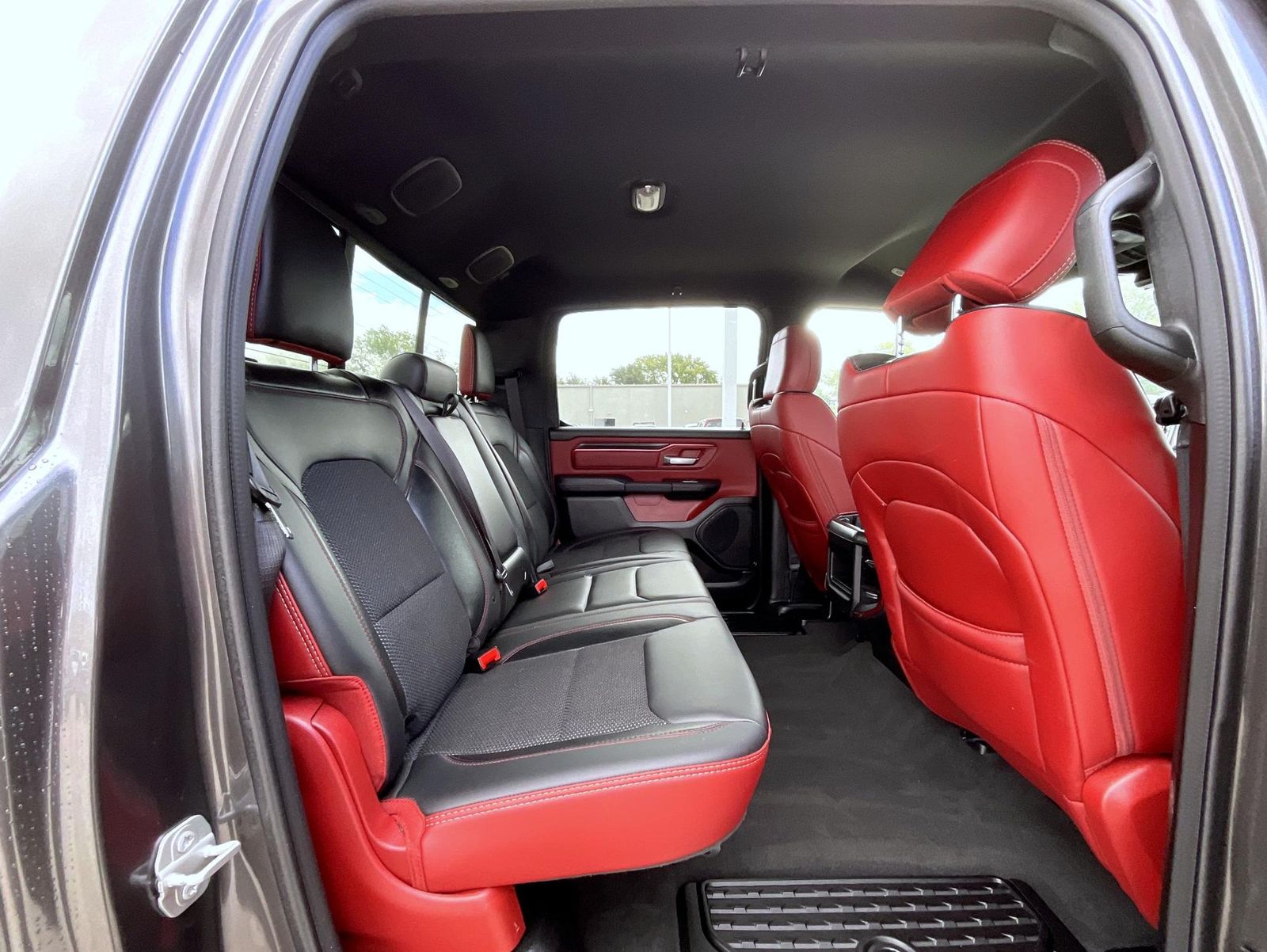 2024 Ram 1500 Rebel photo 17