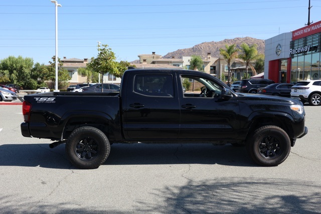 2023 Toyota Tacoma SR photo 2