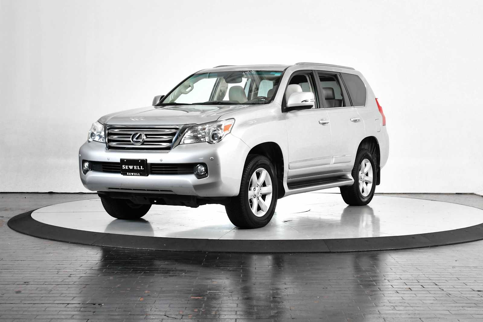 2013 Lexus GX Base's photo