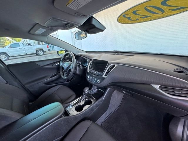 2023 Chevrolet Malibu 1LT photo 14