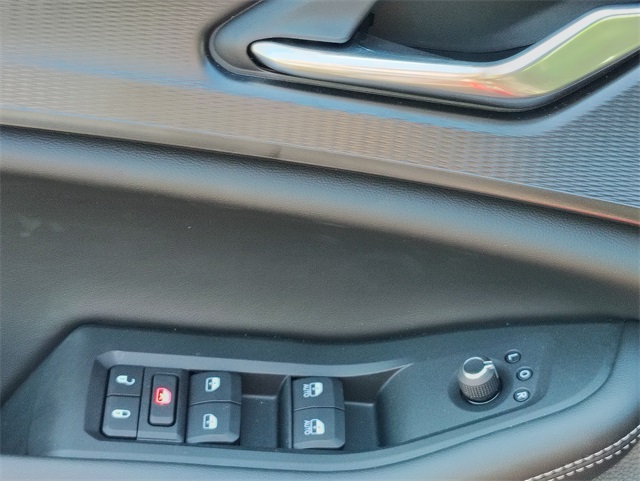 2025 Jeep Grand Cherokee Laredo Altitude photo 13