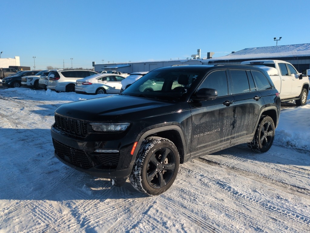 2023 Jeep Grand Cherokee Limited's photo