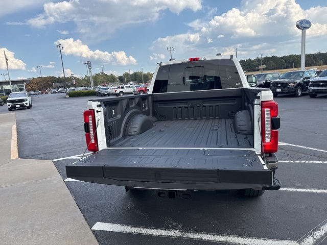 2026 Ford F-350 King Ranch photo 33