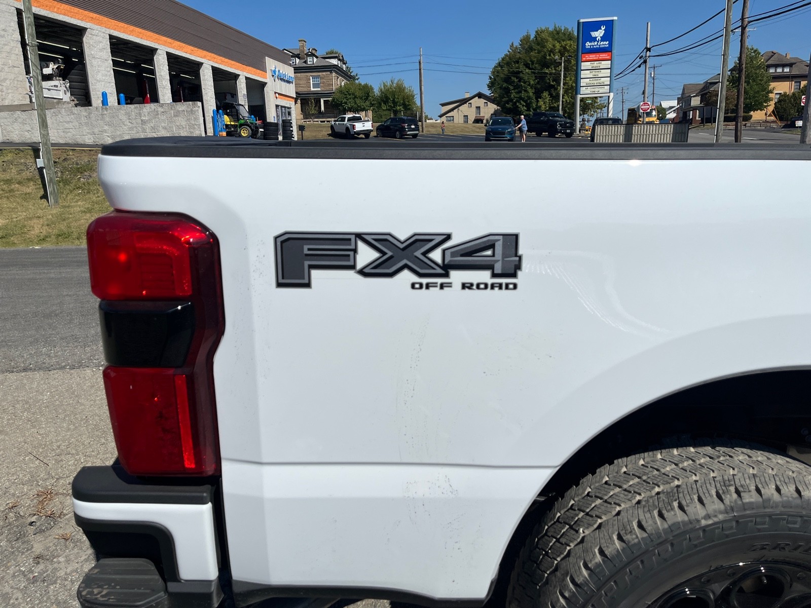 2026 Ford F-250 Lariat photo 3