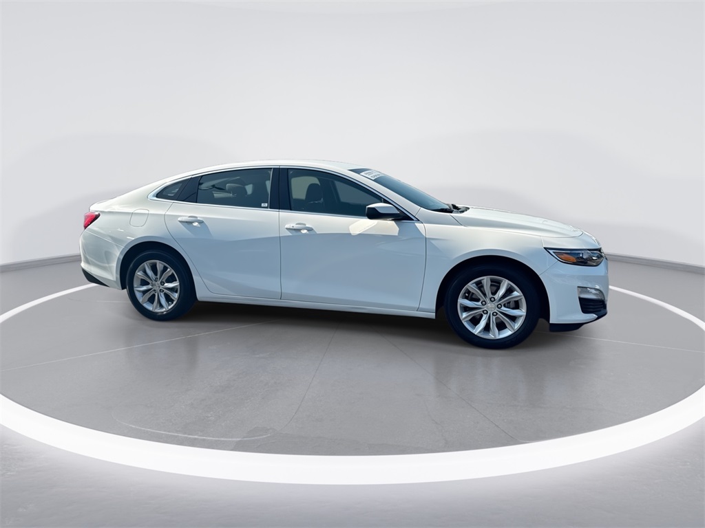 2023 Chevrolet Malibu 1LT photo 9