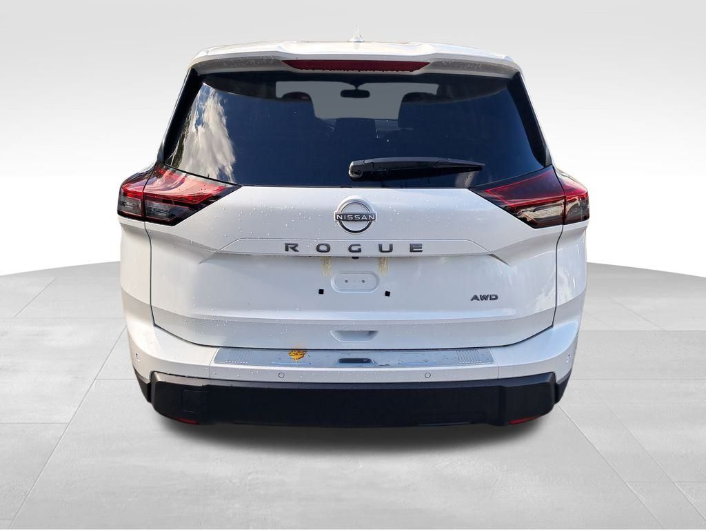 2026 Nissan Rogue SV photo 2