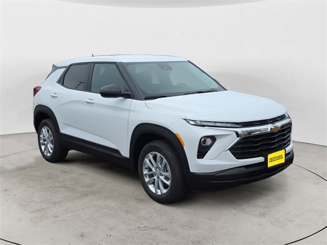 2026 Chevrolet Trailblazer LS photo 4