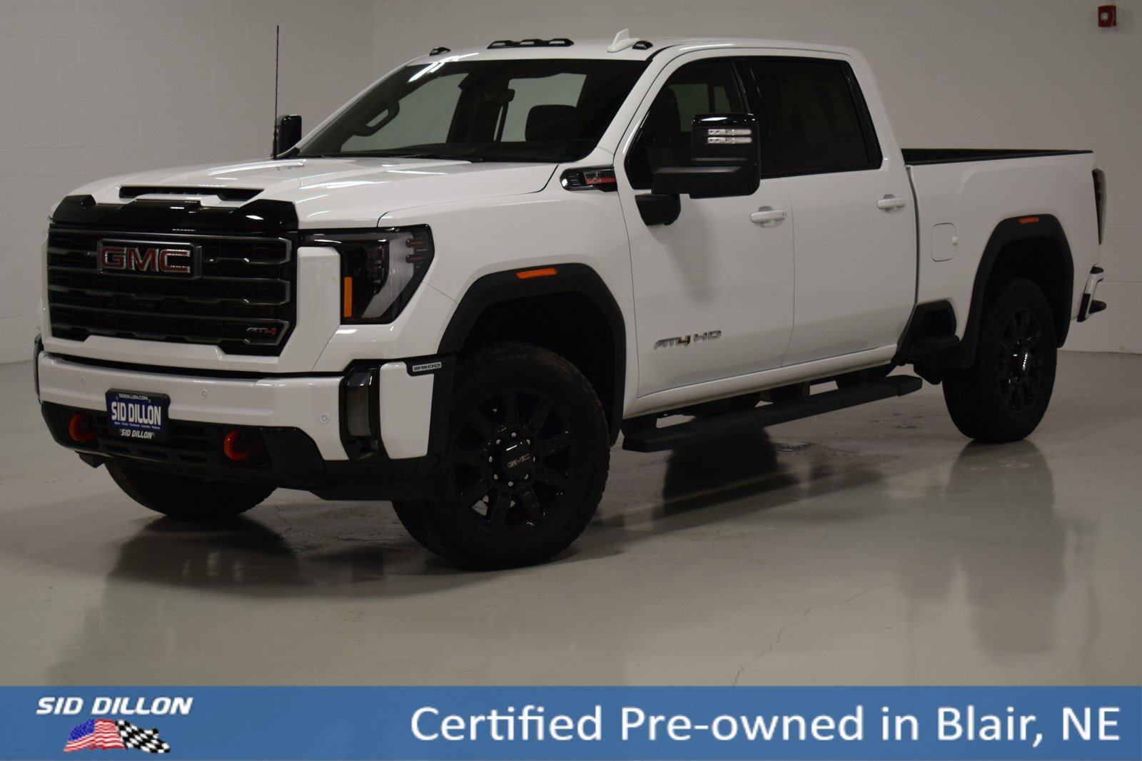Certified Used 2024 Summit White GMC AT4 image 1