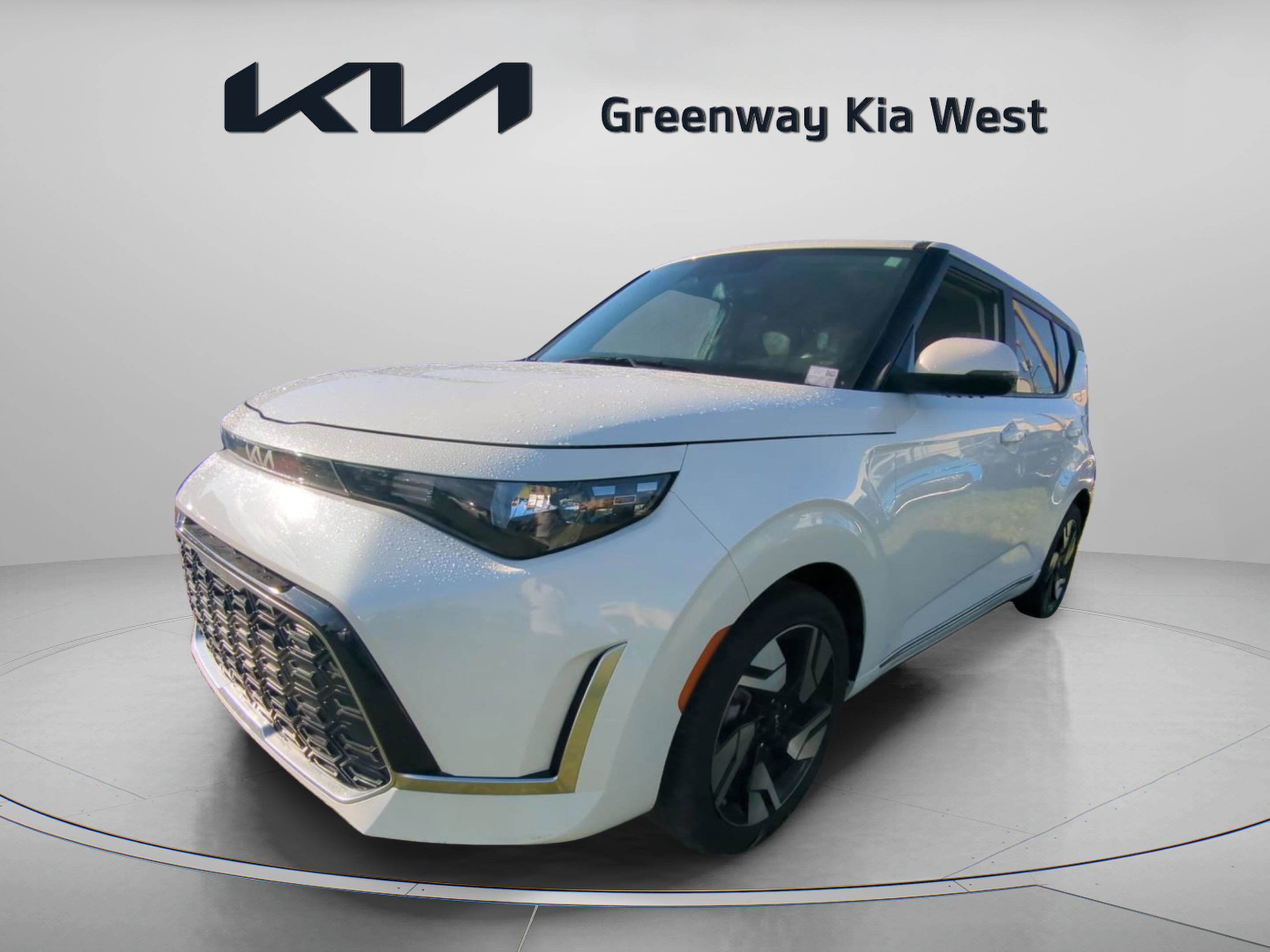 2024 Kia Soul GT-Line photo 4