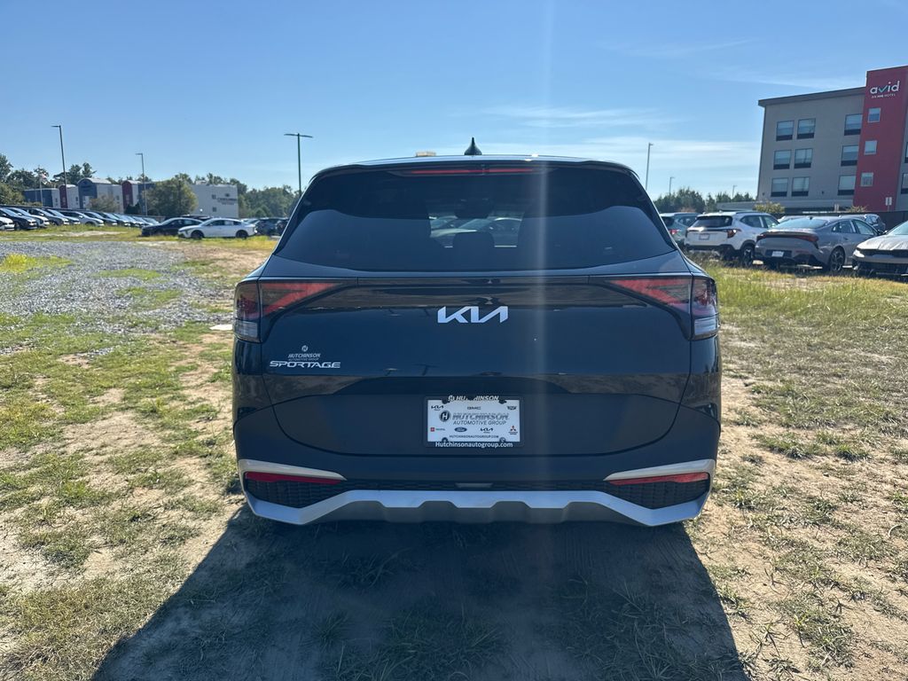 2024 Kia Sportage EX photo 4