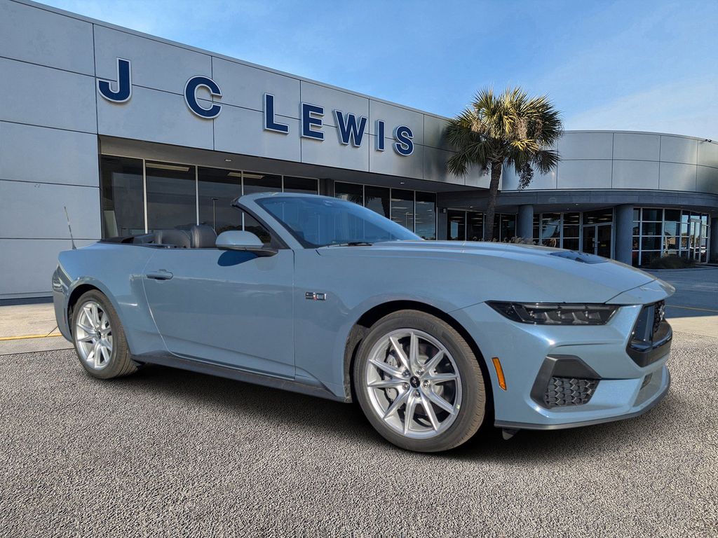 2025 Ford Mustang GT Premium's photo