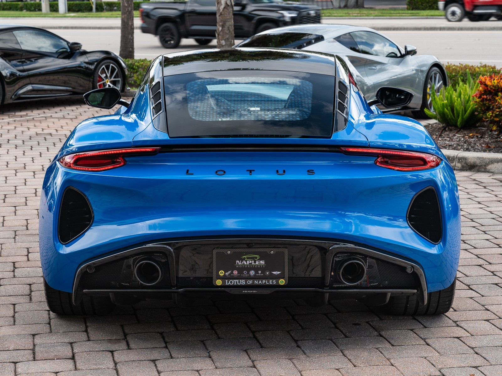 2024 Lotus Emira First Edition photo 14