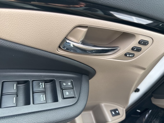 2021 Honda Pilot Touring photo 13