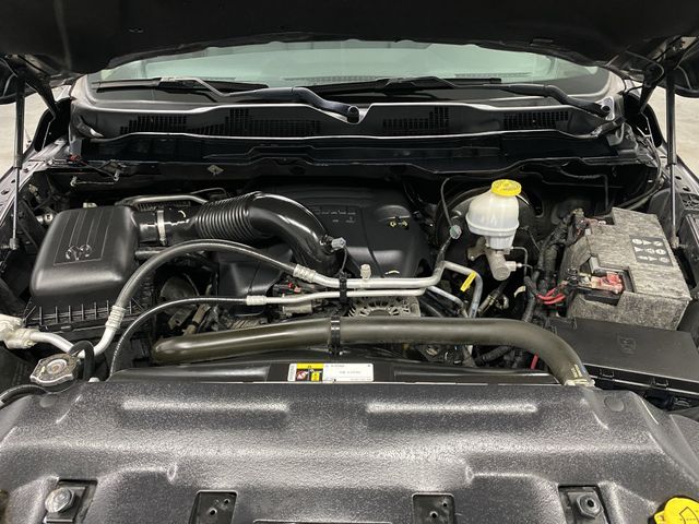 2018 Ram 1500 SLT photo 35