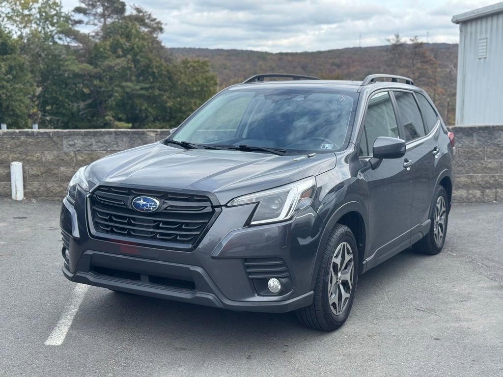 2022 Subaru Forester Premium