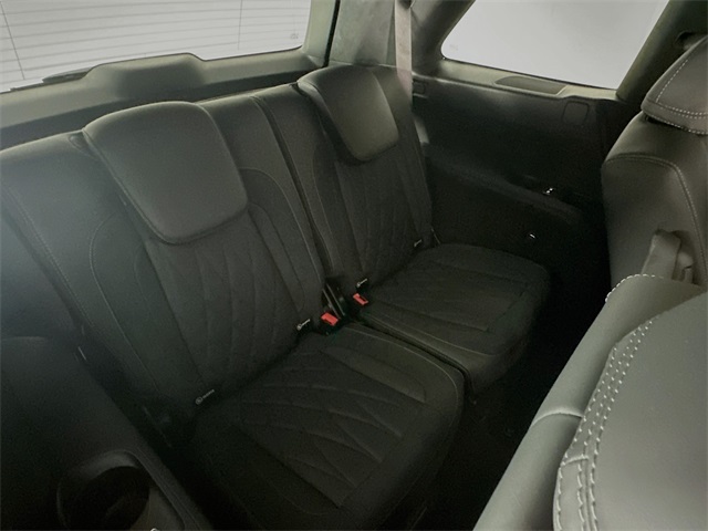 2026 Mercedes Benz GLS 63 AMG photo 24