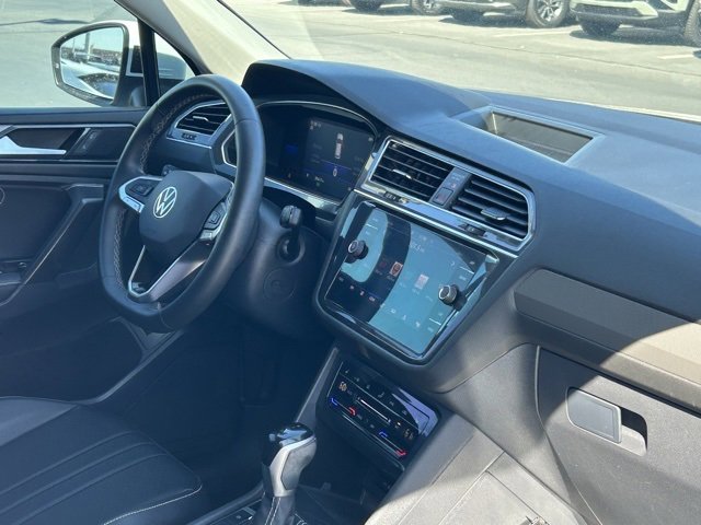 2022 Volkswagen Tiguan SE photo 17