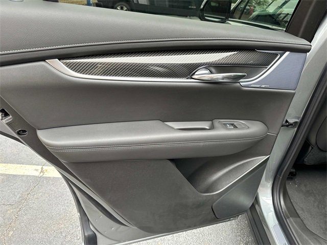 2025 Cadillac XT6 Sport photo 12