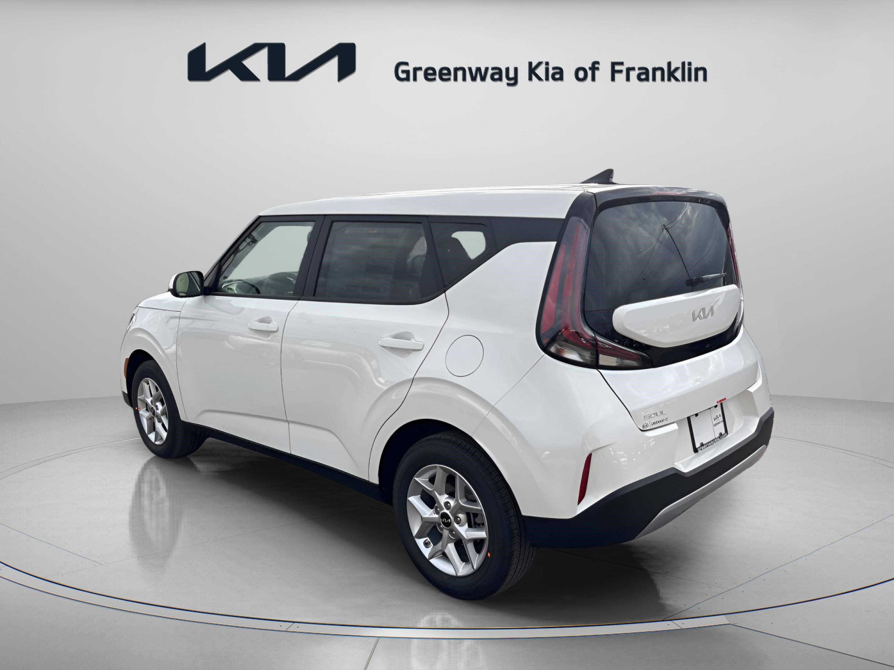 2025 Kia Soul LX photo 4
