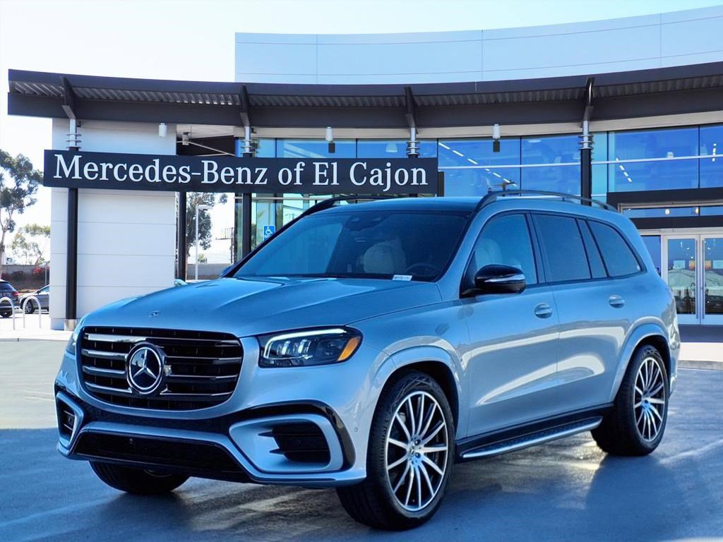 2026 Mercedes-Benz GLS Base's photo