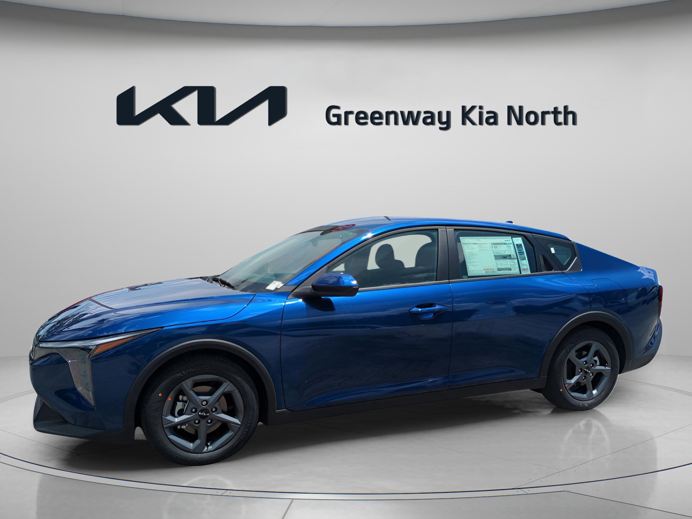 2025 Kia K4 LXS photo 3