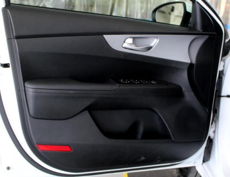 2024 Kia Forte LX photo 15