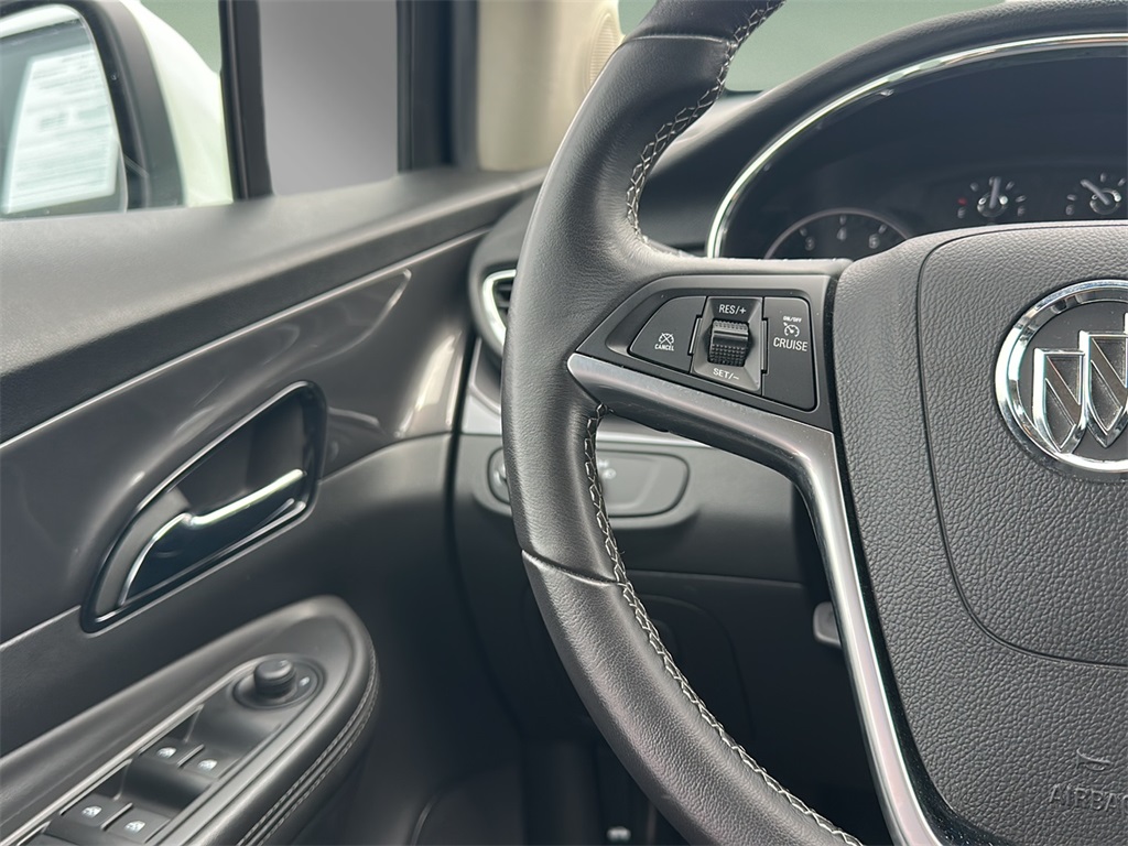 2022 Buick Encore Preferred photo 12