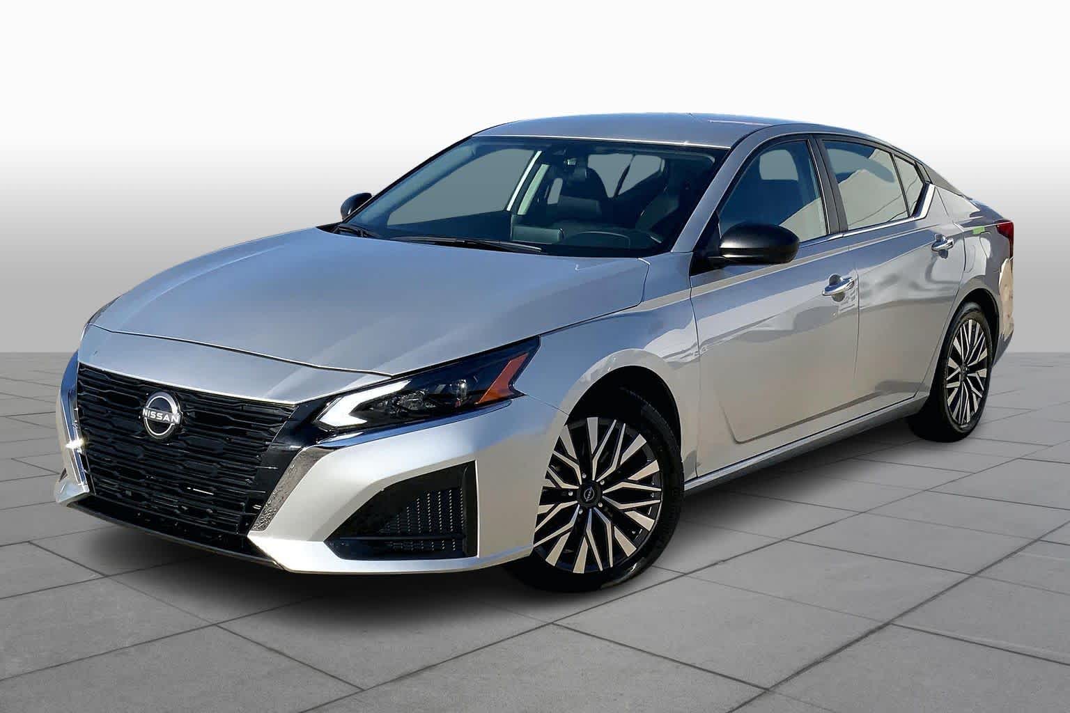 2024 Nissan Altima SV