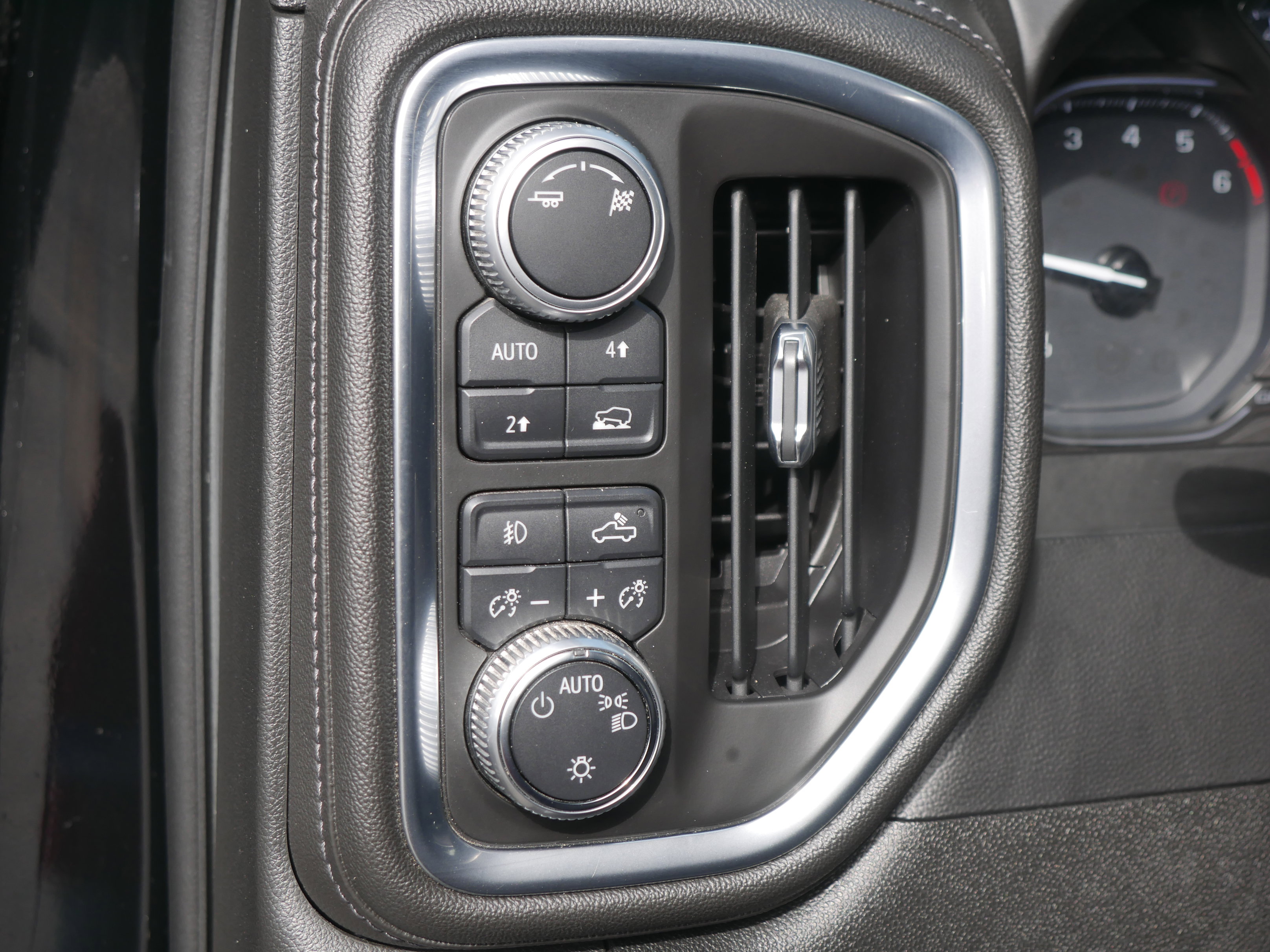 2019 Gmc Sierra 1500 SLE photo 4