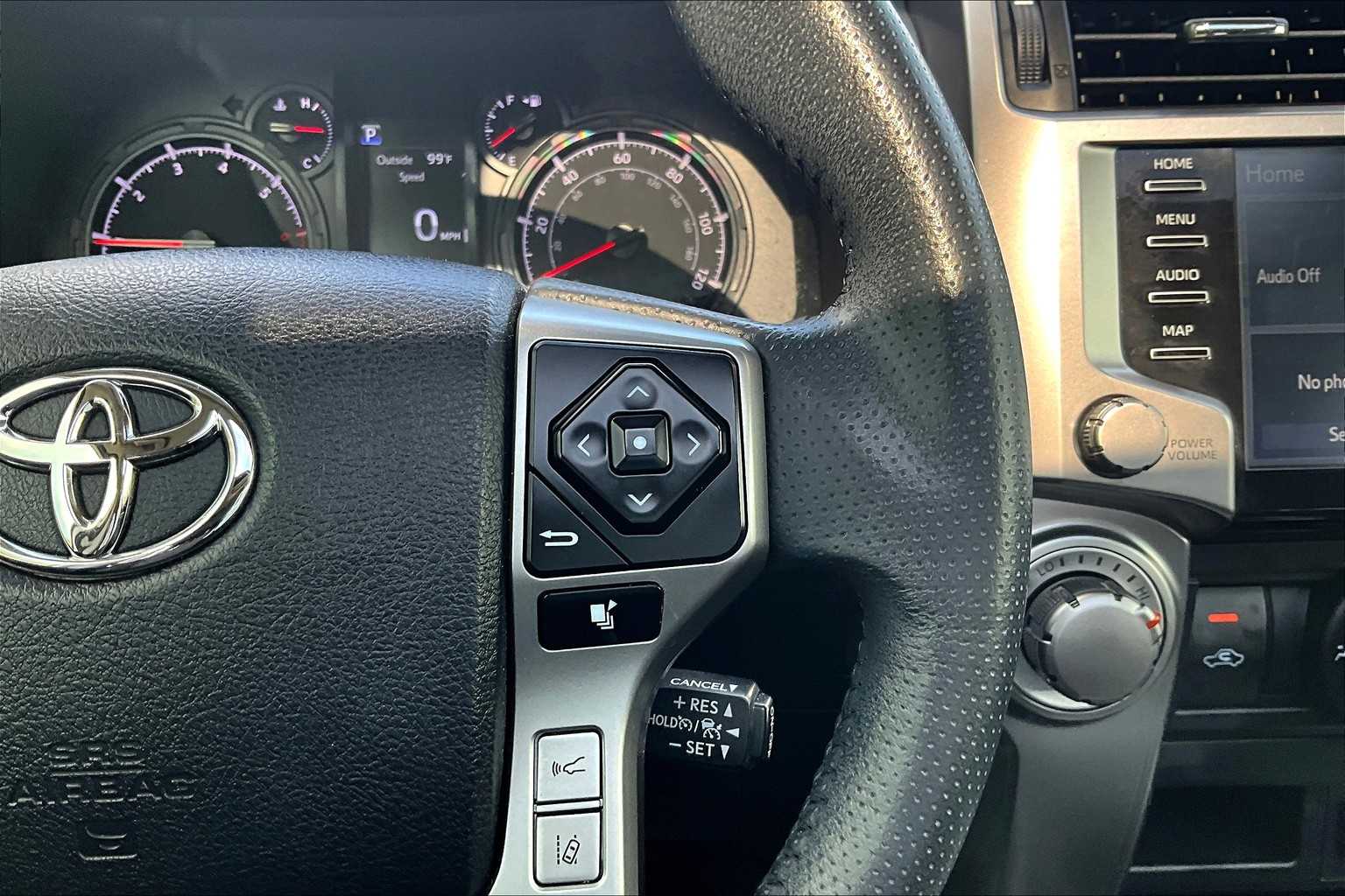 2021 Toyota 4Runner SR5 Premium photo 23