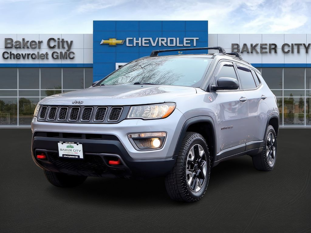 2017 Jeep Compass Trailhawk photo 3