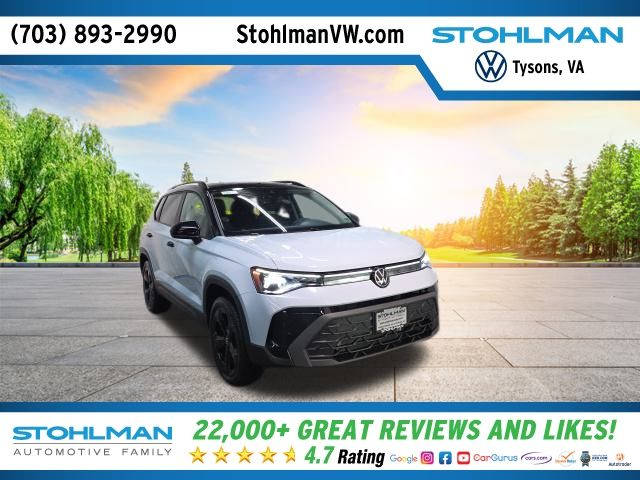 2026 Volkswagen Taos SE Black's photo