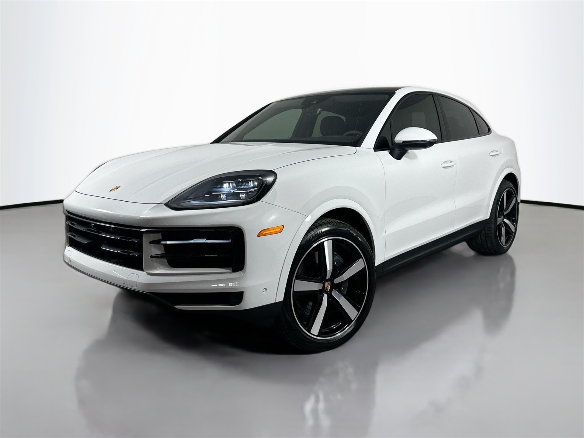 2025 Porsche Cayenne Coup Base's photo