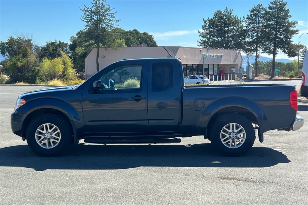 2017 Nissan Frontier SV photo 10
