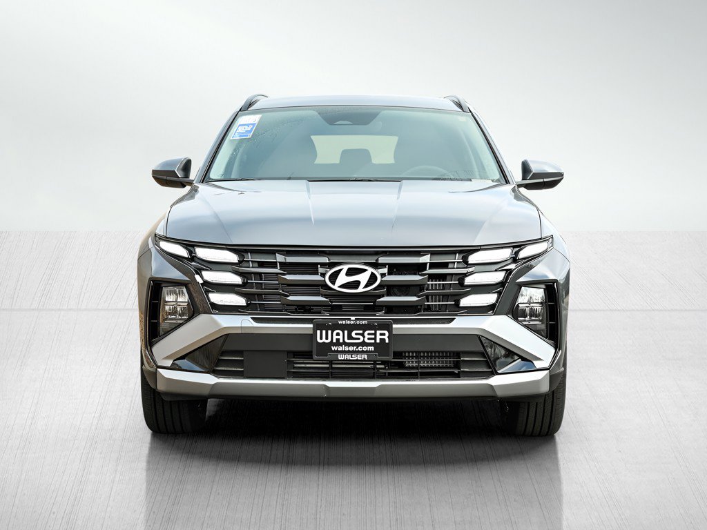 2026 Hyundai Tucson Hybrid SEL photo 2