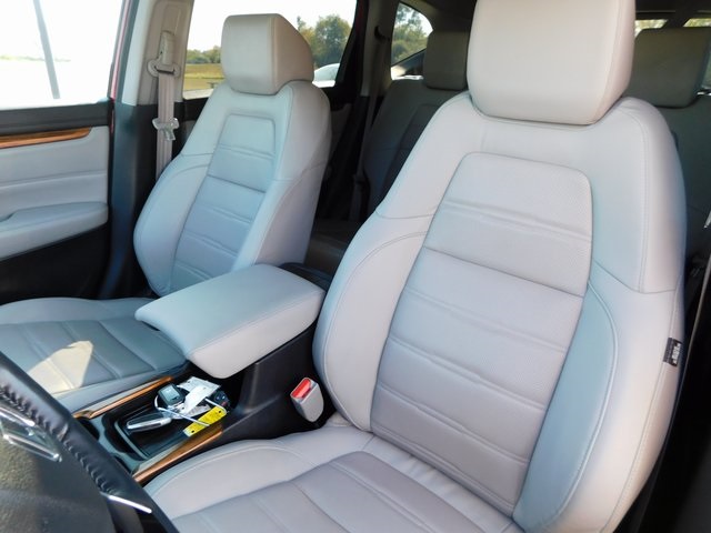 2020 Honda CR-V Touring photo 13