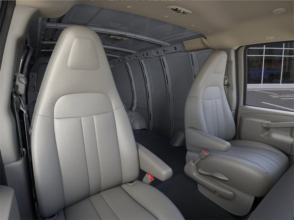 2025 Chevrolet Express Cargo 2500 photo 16